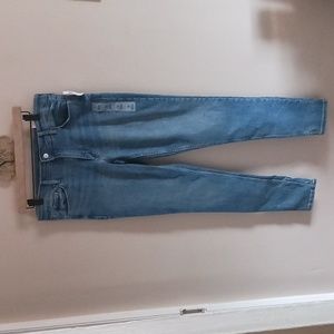 Old navy mid rise Rockstar super skinny jean